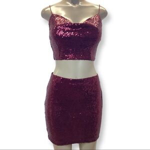 B. Smart Size Medium Wine Sequence Mini Skirt & Crop Top Set. New